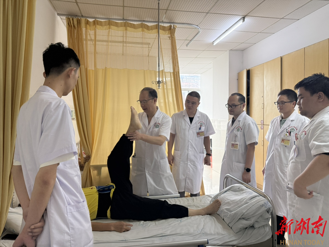 医疗服务提升年(47)丨医路有他,守护家乡安康——记唐本夫教授的仁医担当 医疗服务提升年(47)丨医路有他,守护家乡安康——记唐本夫教授的仁医担当